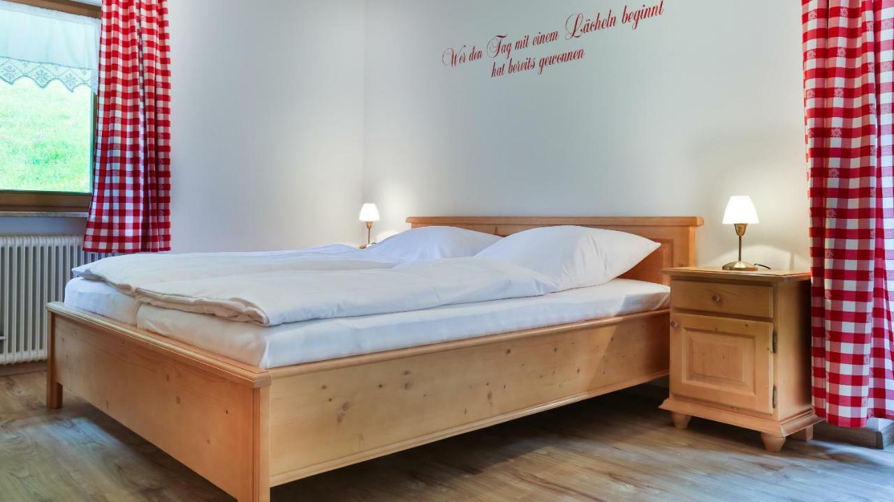 Ferienhaus Wiesenlehen بيسخوفسويسن المظهر الخارجي الصورة